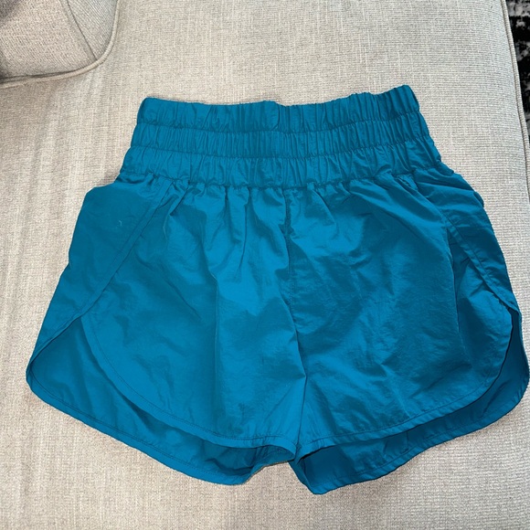 PINKBLUSH Teal Curved Hem Active Shorts - Picture 2 of 4